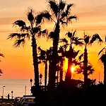 Sea View Front Punta Prima טורבייחה