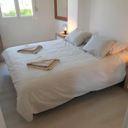 Sea View Front Punta Prima Apartamento