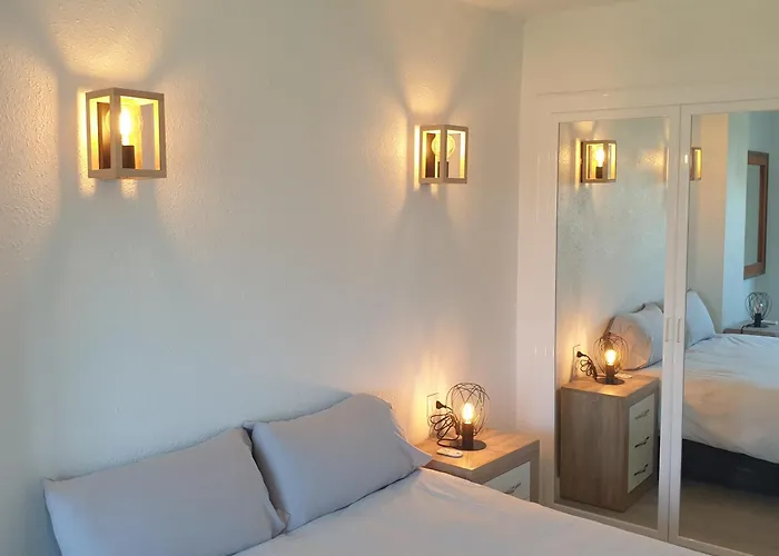 Sea View Front Punta Prima Apartamento *