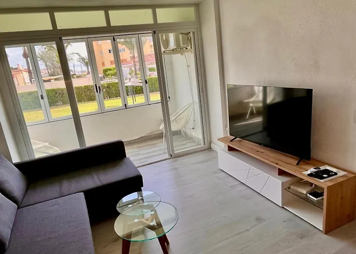 Sea View Front Punta Prima Apartamento